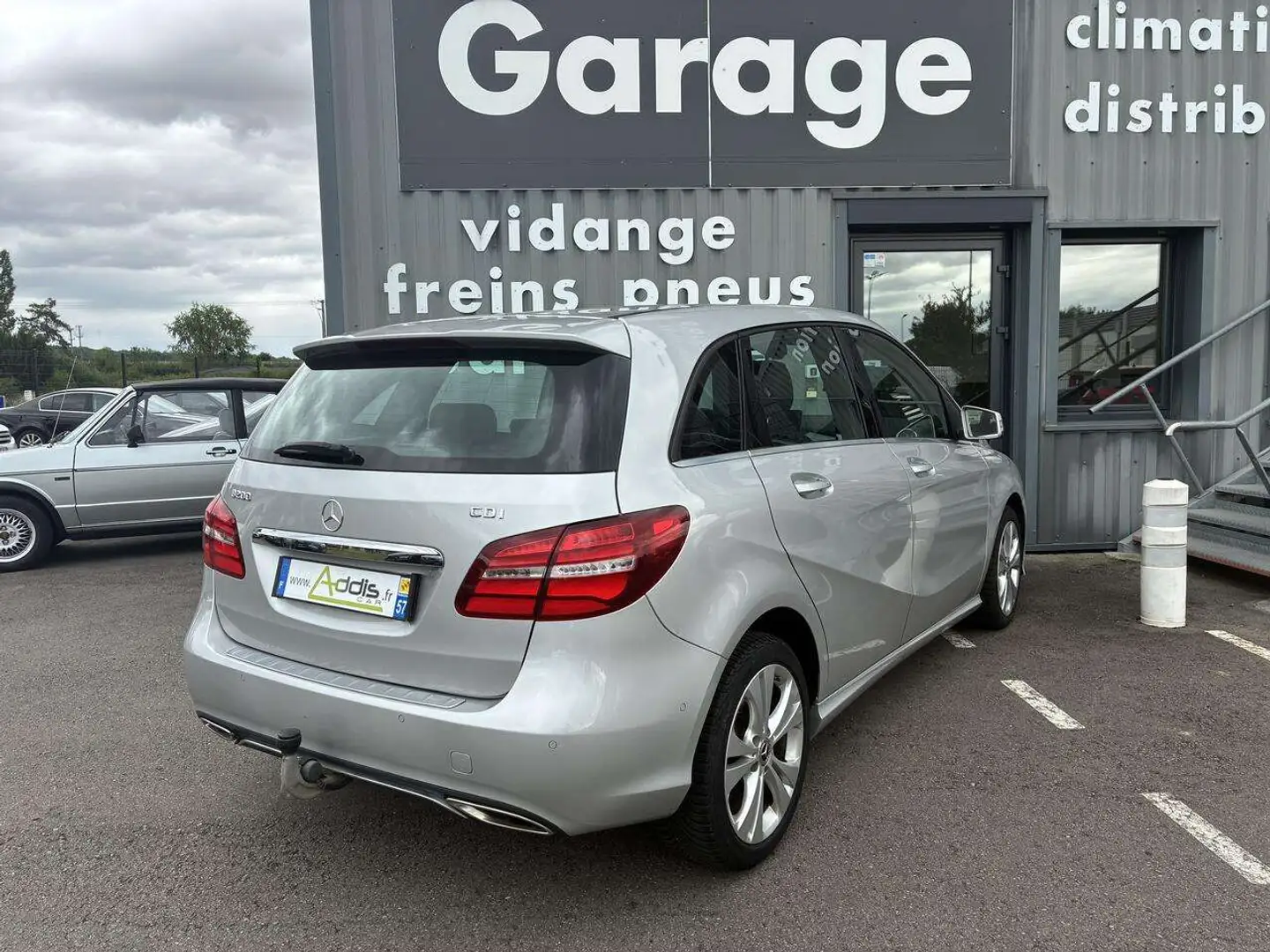 Mercedes-Benz B 200 D BUSINESS GPS BLUETOOTH 7G-DCT Gris - 2