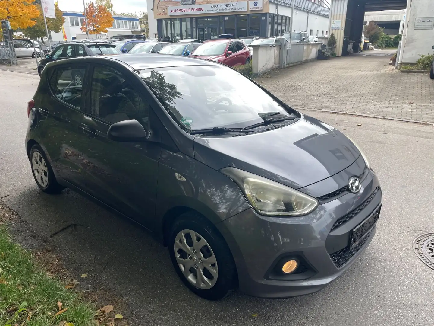 Hyundai i10 Classic Klima*Automatik*Tüv 08.2026* Grau - 2