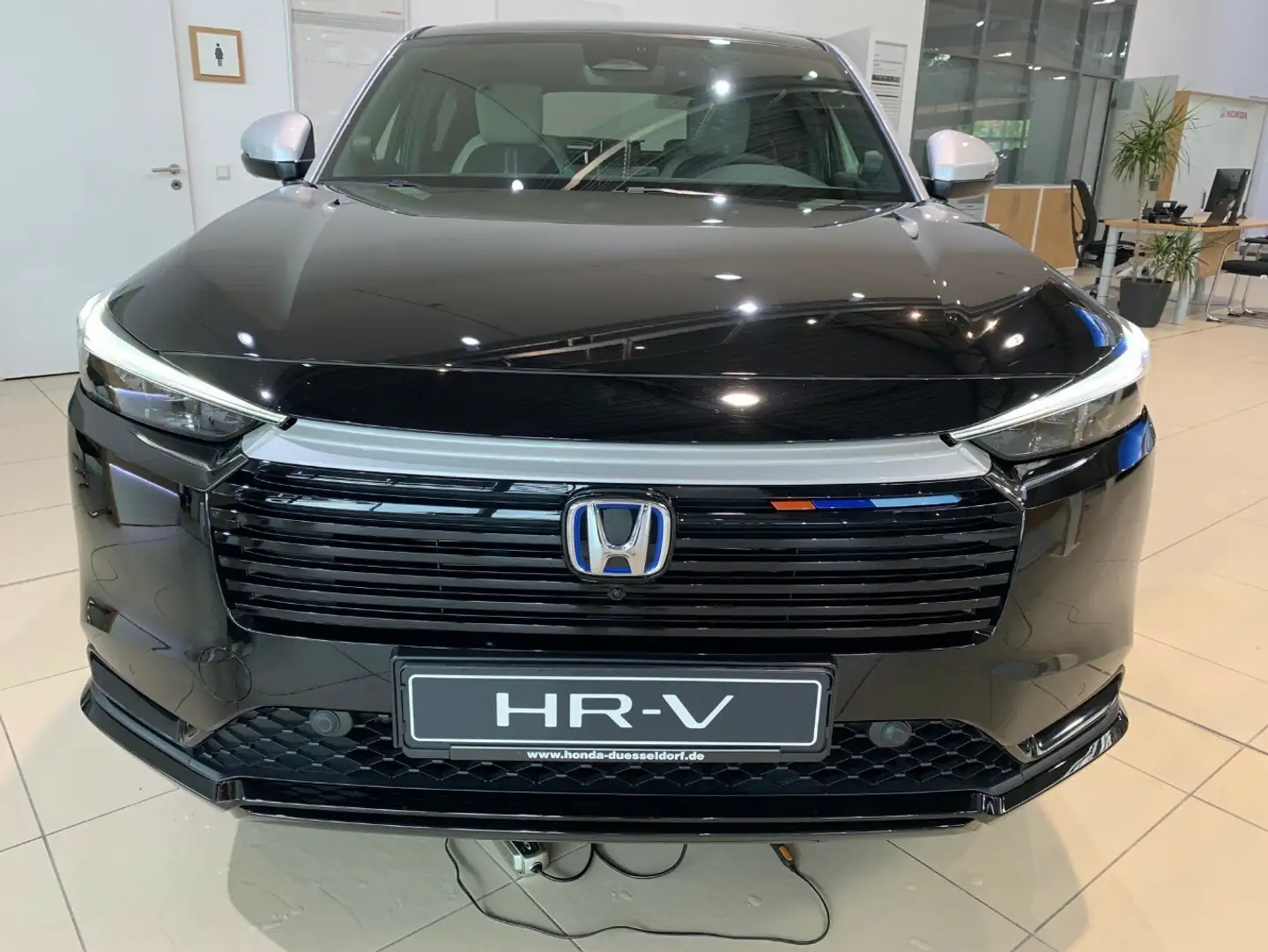 Honda HR-V Hybrid 1.5 Advance Style Plus|Pano Noir - 2