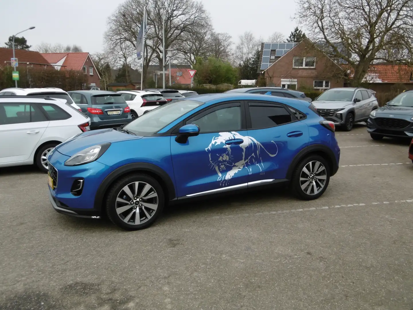 Ford Puma 1.0 EcoBoost Hybrid TITANIUM Blau - 2