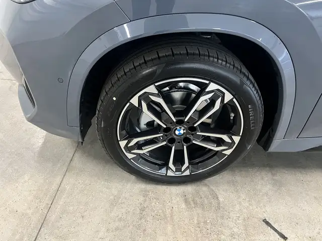 BMW X1 view 10