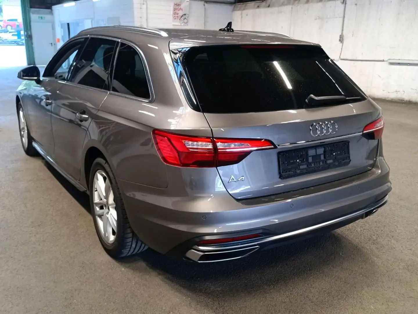 Audi A4 35 TFSI Advanced *SHZ*KAM*LED*TEMP*CARPLAY* Gris - 2