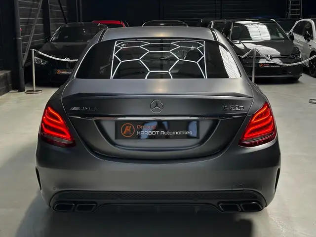 Mercedes-Benz C-Class view 5