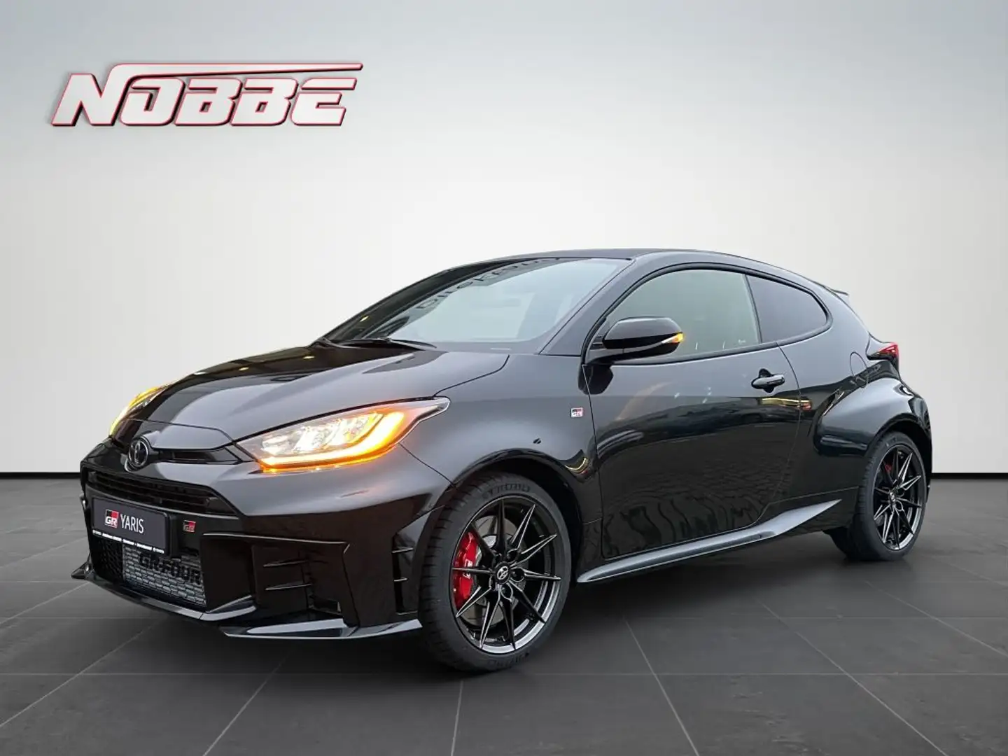 Toyota Yaris GR Automatik Schwarz - 1