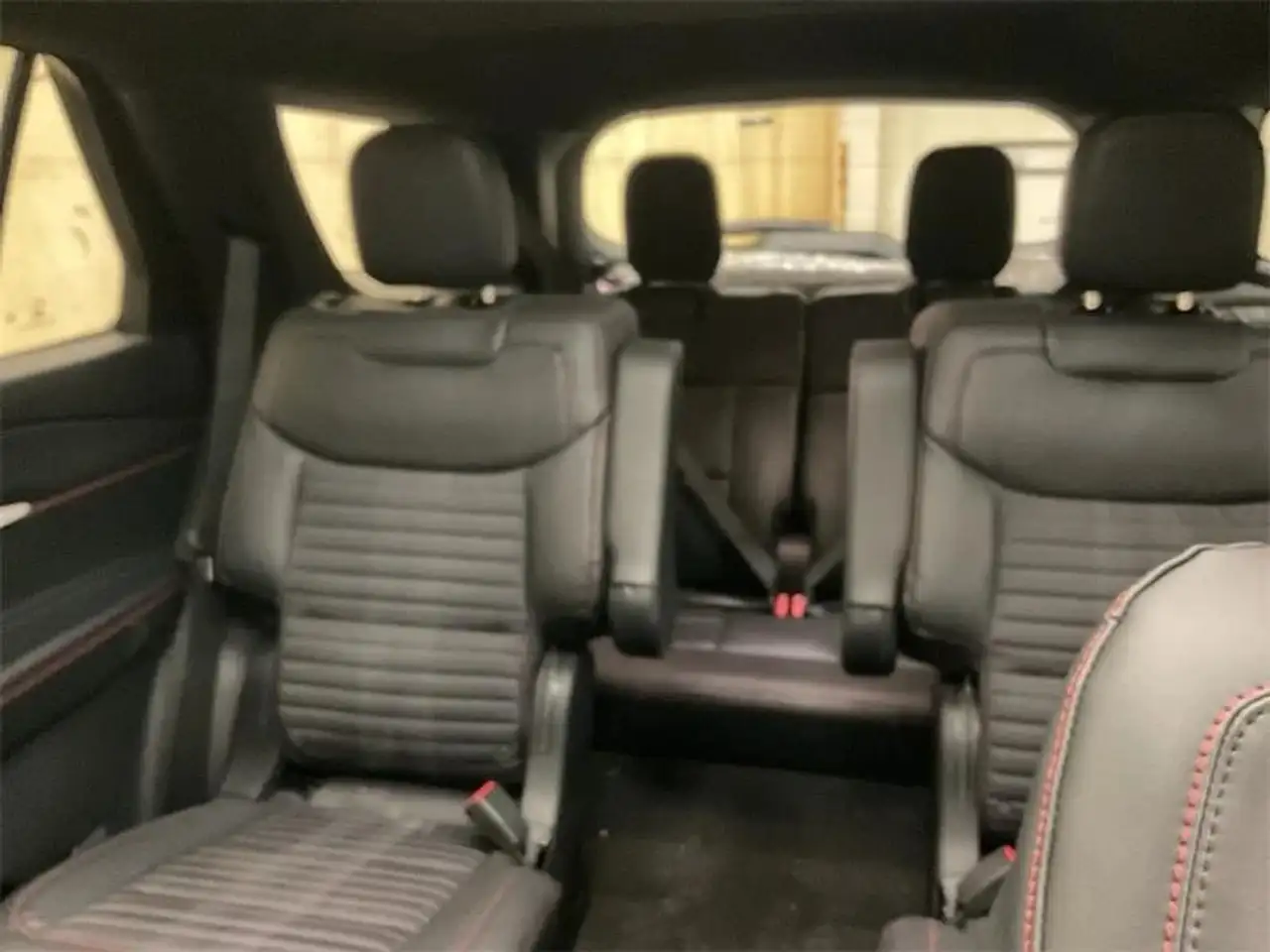Ford Explorer photo Ford Explorer