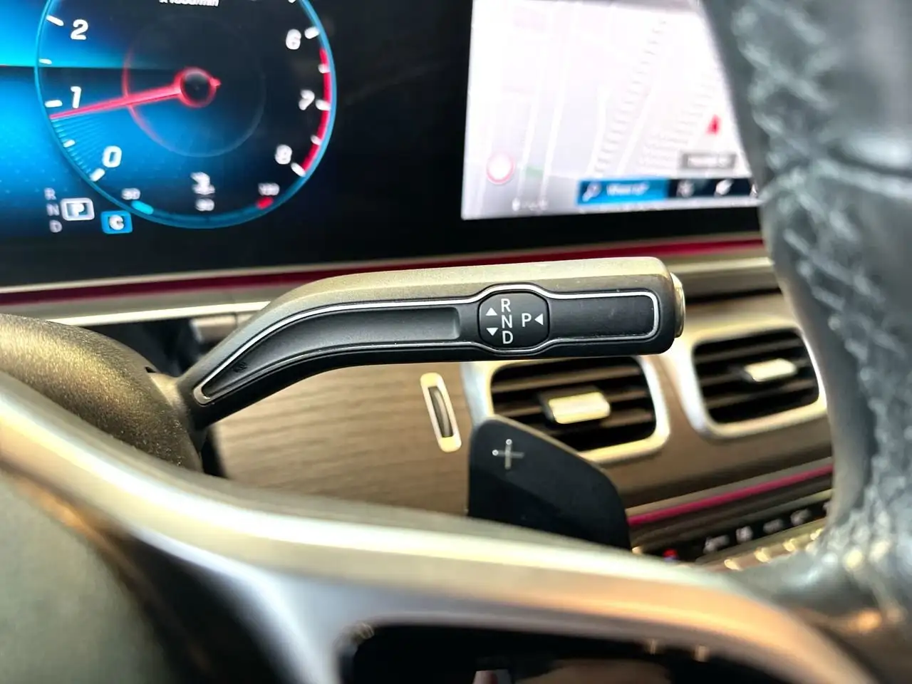 Mercedes-Benz GLE снимка Mercedes-Benz GLE