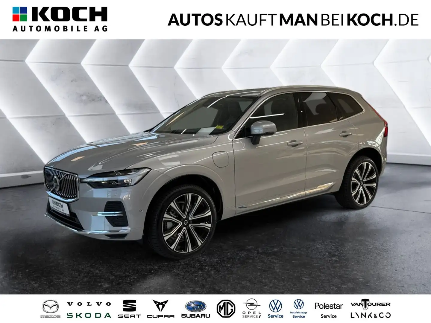 Volvo XC60 T6 Plug-In AWD Ultra High- End Ausstattung Silber - 1