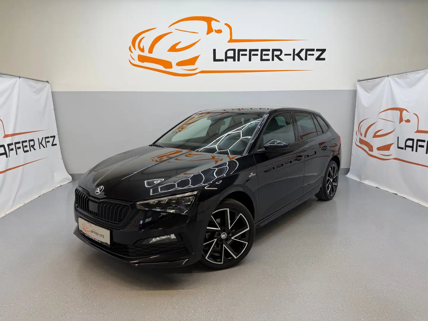 Skoda Scala Monte Carlo 1,0 TSI SITZHZG TEMP KLIMAAUTO APP Schwarz - 1