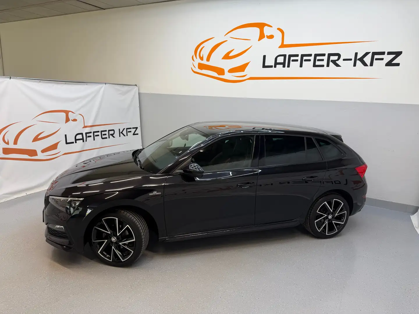 Skoda Scala Monte Carlo 1,0 TSI SITZHZG TEMP KLIMAAUTO APP Schwarz - 2