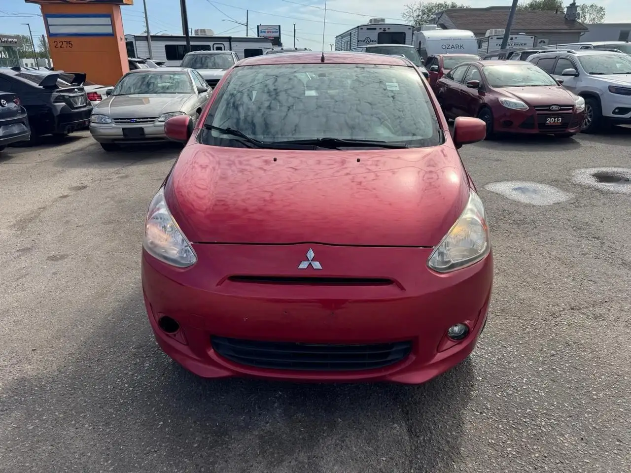 Mitsubishi Mirage снимка Mitsubishi Mirage