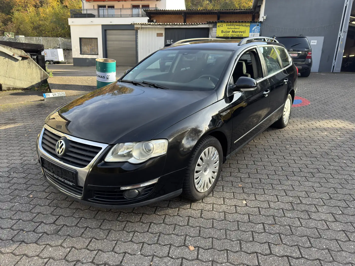 Volkswagen Passat Variant Passat Variant Diesel 2.0 TDI DPF Comfortline Schwarz - 1