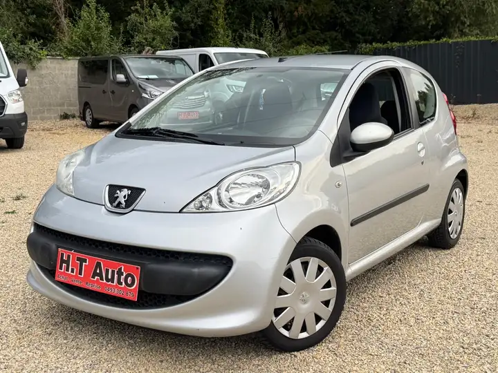 Peugeot 107 1.4 HDi Trendy/Etat neuf/Garantie 1an