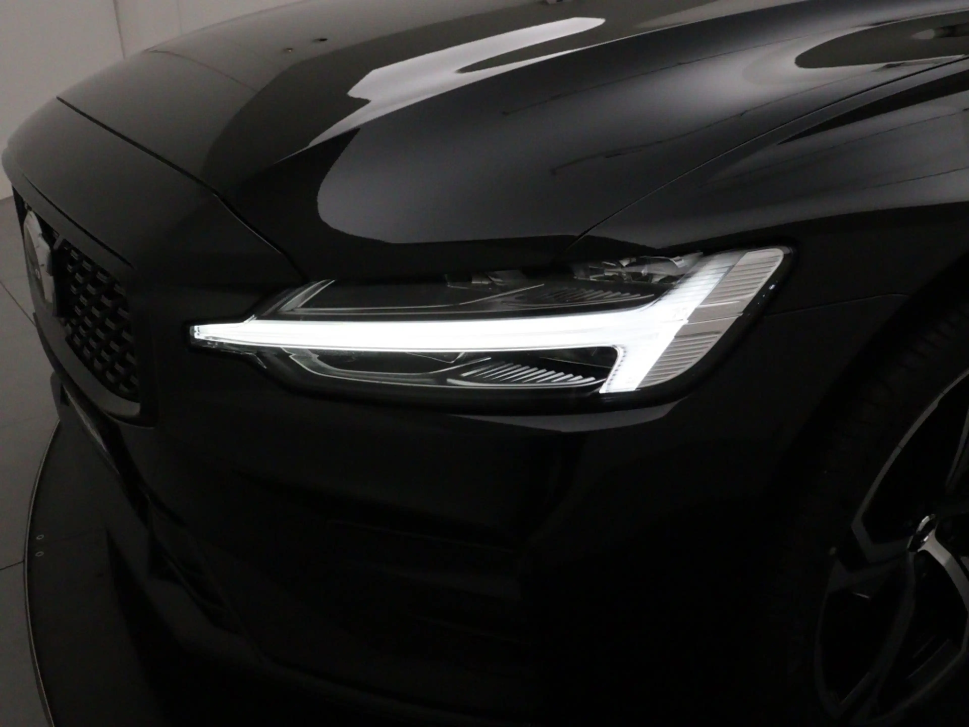 Volvo S60 B4 GT PLUS DARK 20INCH POLESTAR VELGEN GET-GLAS — photo 10
