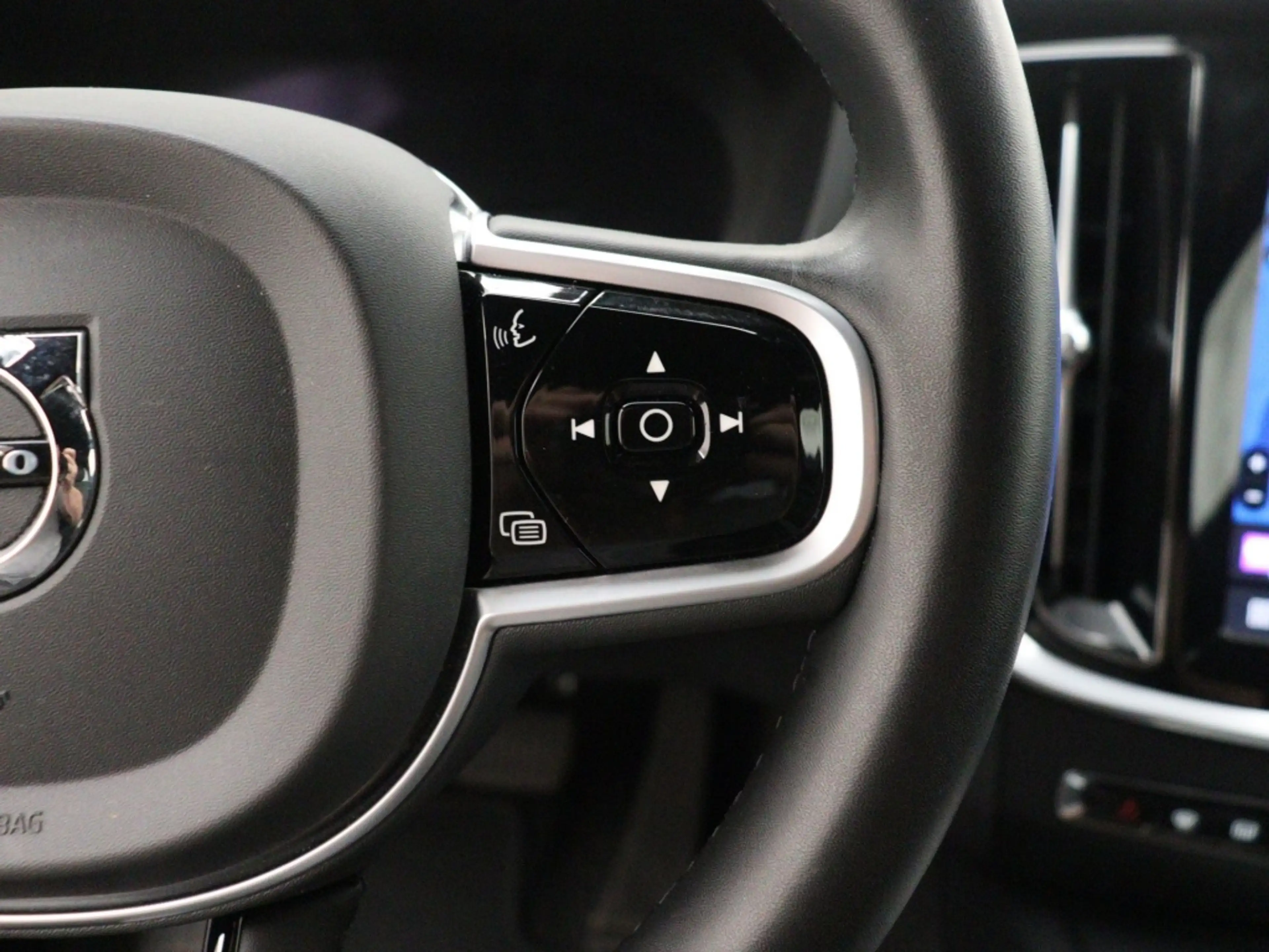 Volvo S60 B4 GT PLUS DARK 20INCH POLESTAR VELGEN GET-GLAS — photo 13