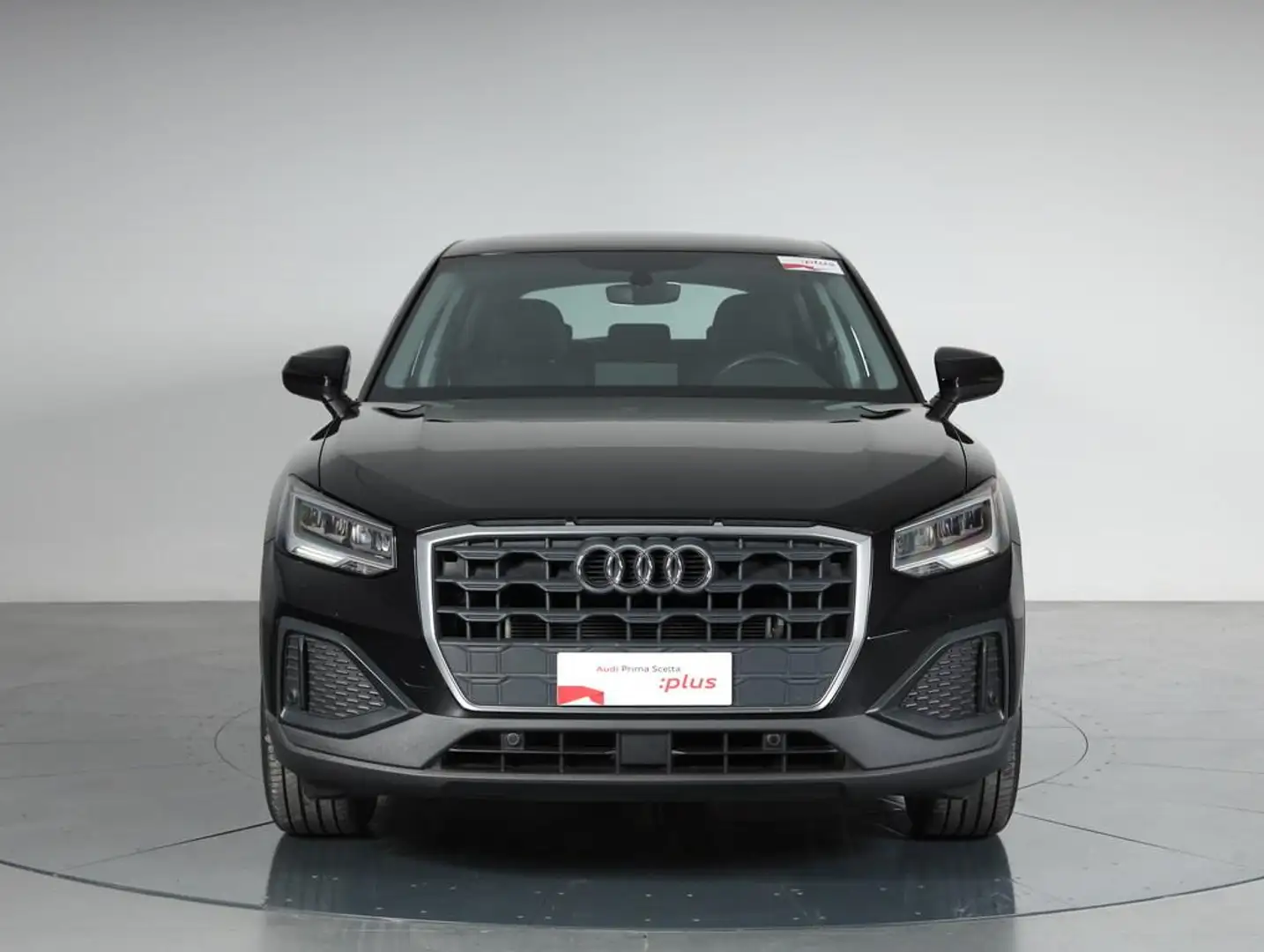 Audi Q2 35 1.5 tfsi Admired s-tronic Noir - 2