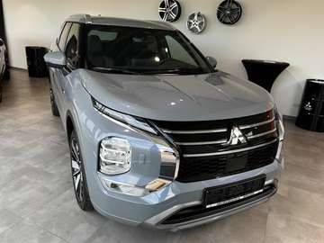 Outlander PHEV 2.4i Instyle (225 kW) Instyle