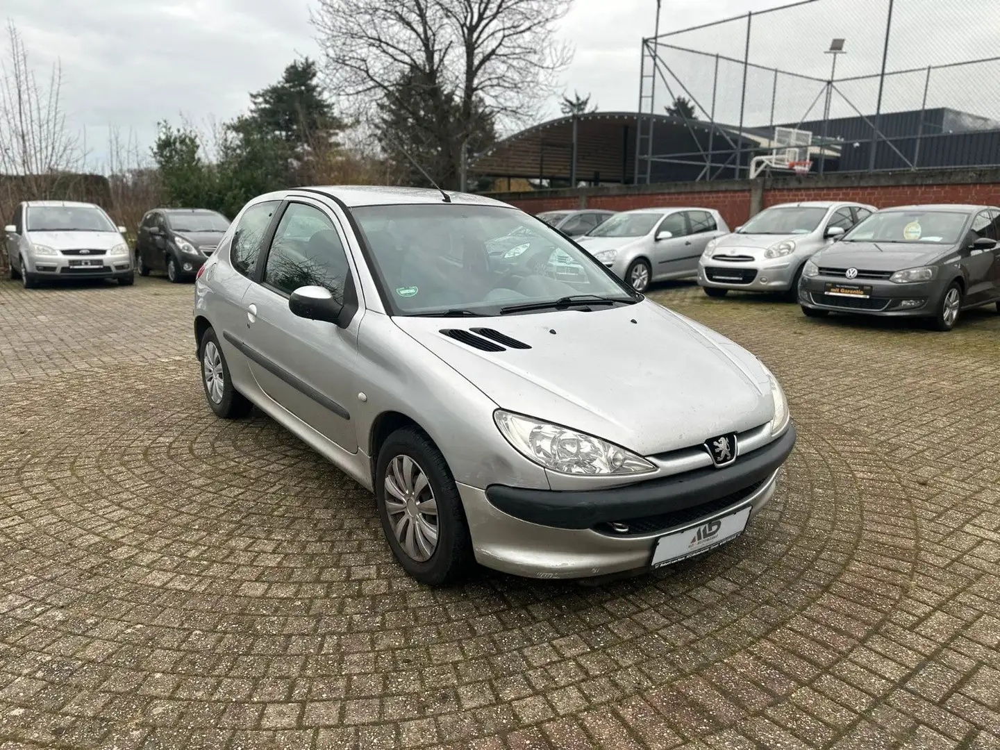 Peugeot 206 HDi 90, TÜV Neu - 2