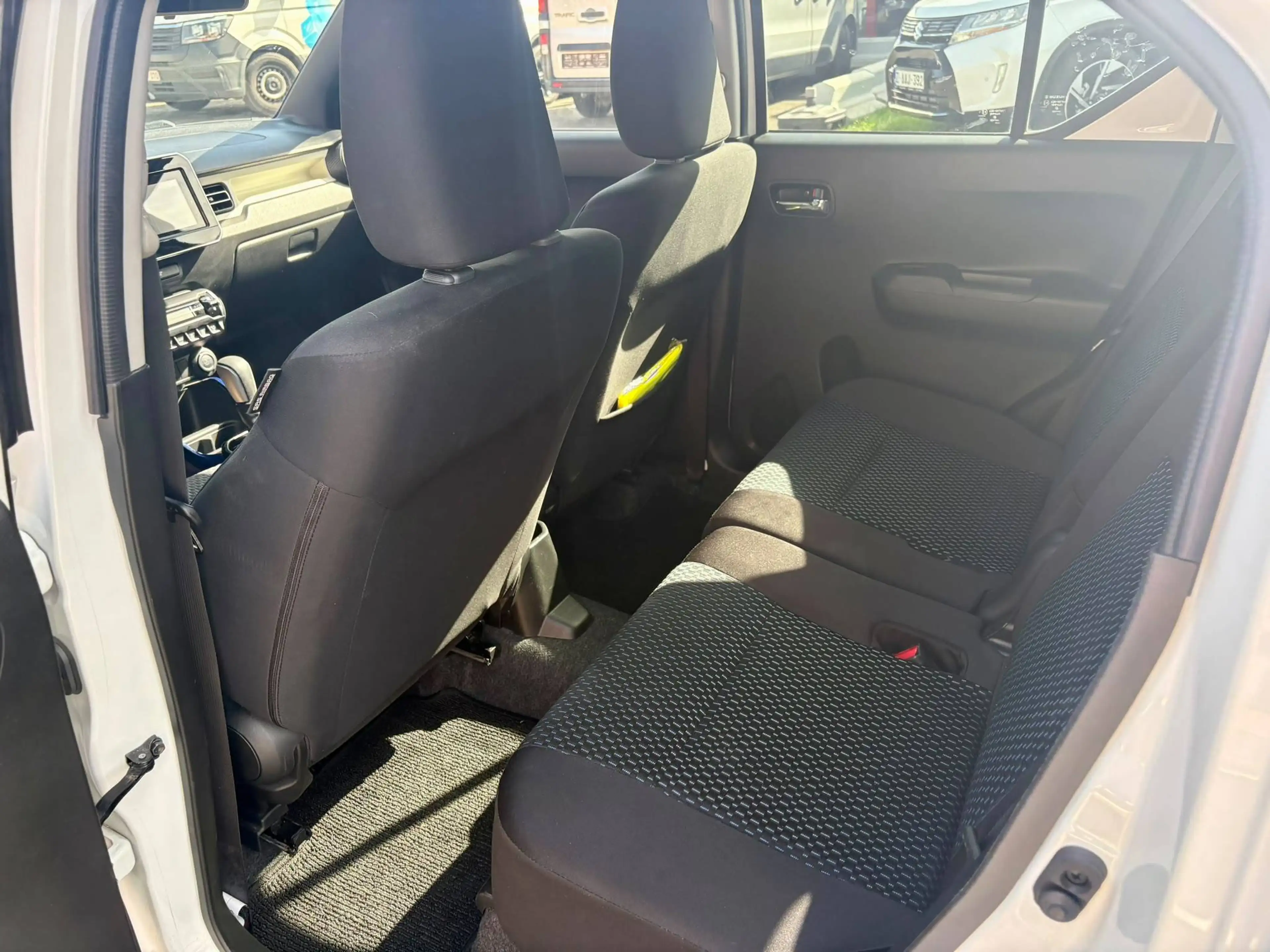 Suzuki Ignis Ignis 1.2 MHEV 12V GLX CVT / BOITE AUTO — photo 9
