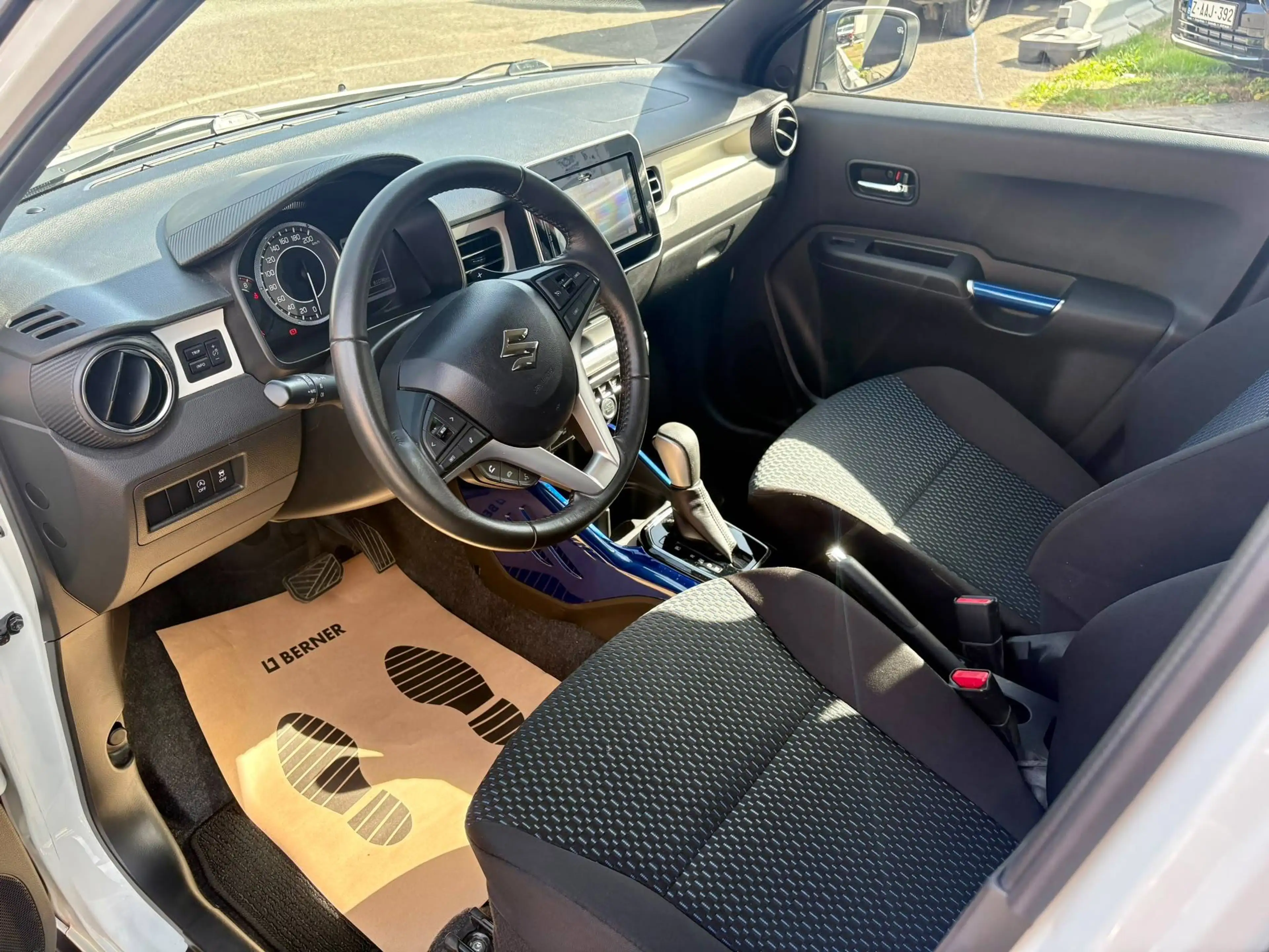 Suzuki Ignis Ignis 1.2 MHEV 12V GLX CVT / BOITE AUTO — photo 8