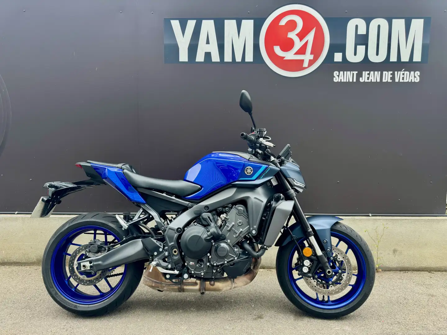 Yamaha MT-09 Azul - 1