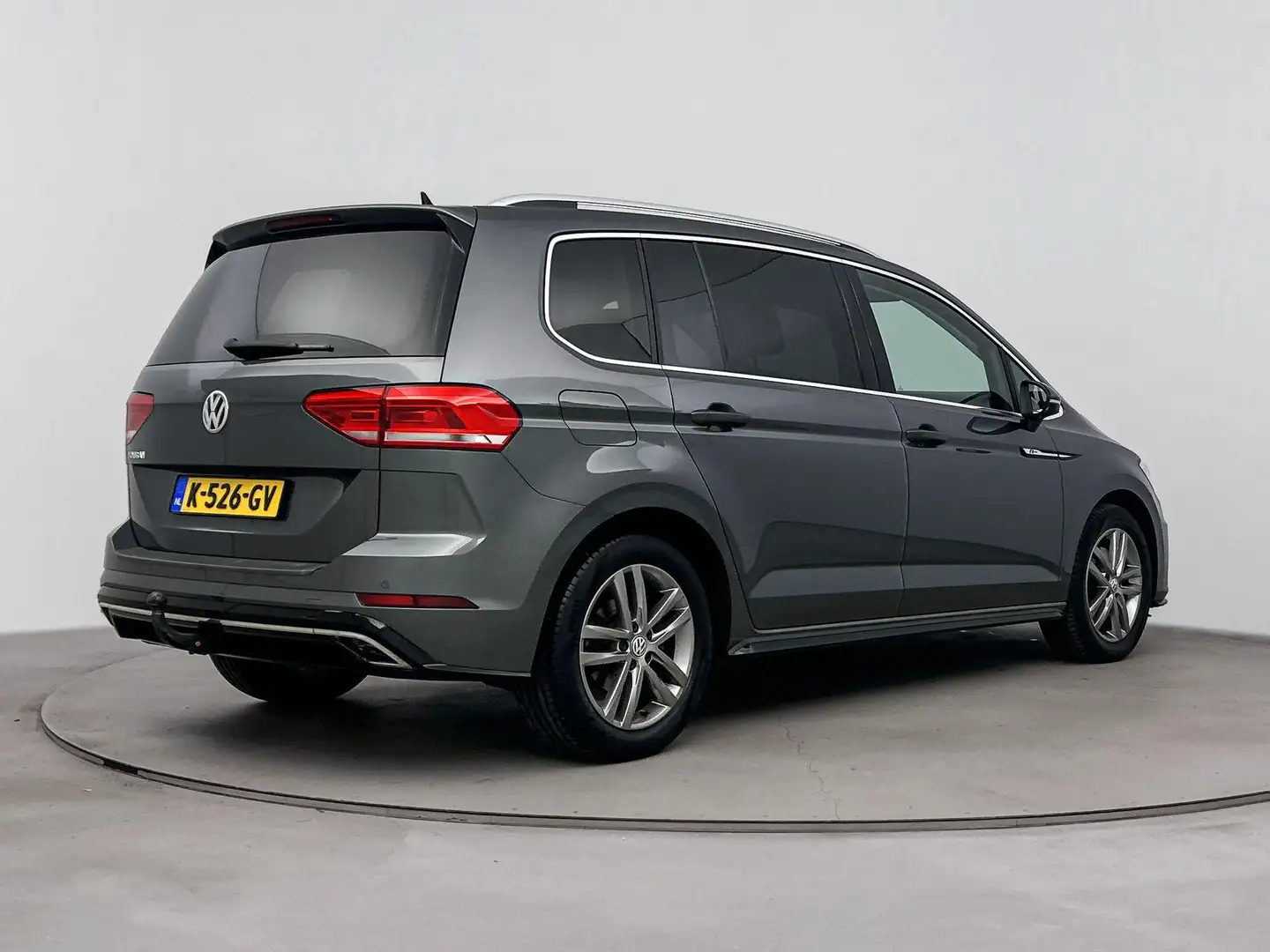 Volkswagen Touran 1.5 TSI Highline 7p | Trekhaak | Carplay&Navi | Ca Grigio - 2