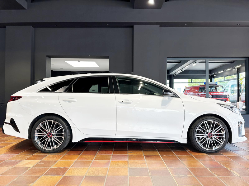 Kia ProCeed / pro_cee'd GT PANO MEMORY JBL ACC KEYLESS 4xSHZ 1HAND SCHECKH — photo 11