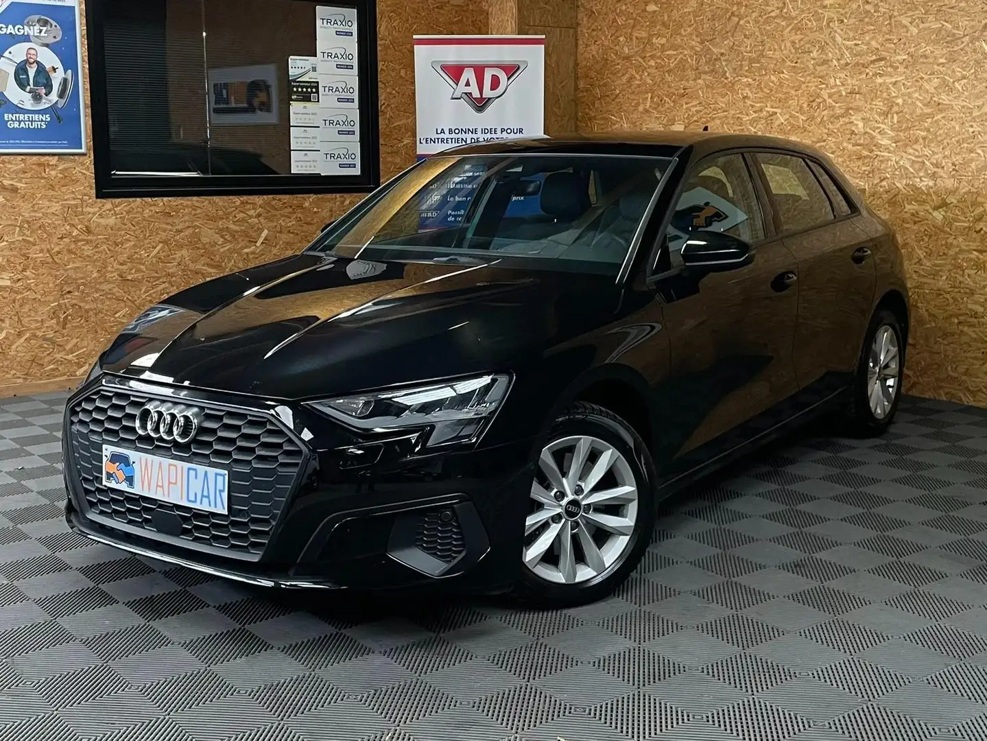 Audi A3 40 TFSIe S-tronic Zwart - 2