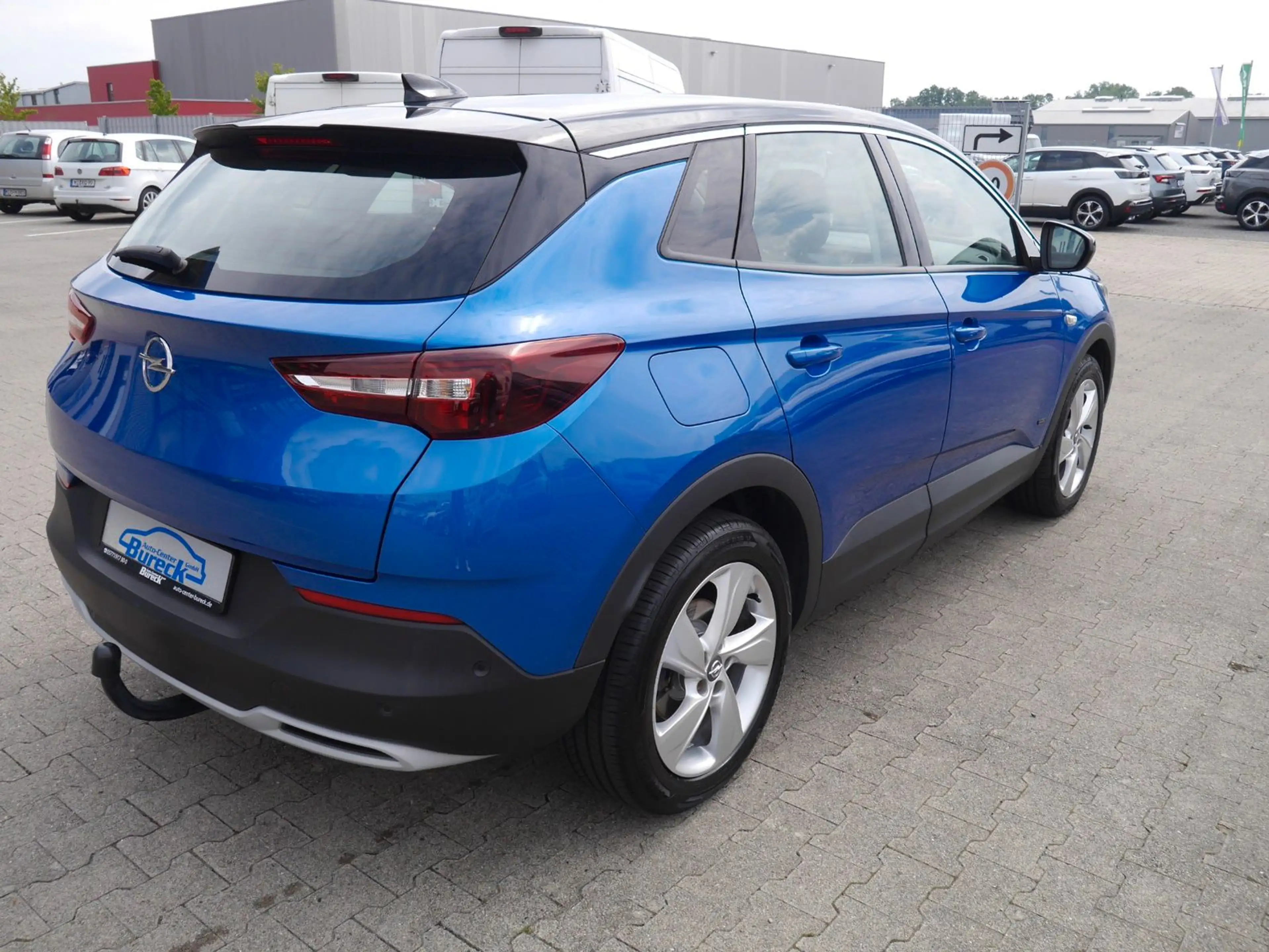 Opel Grandland X 225 LED/Navi/SHZ/Kamera/AHK — photo 9