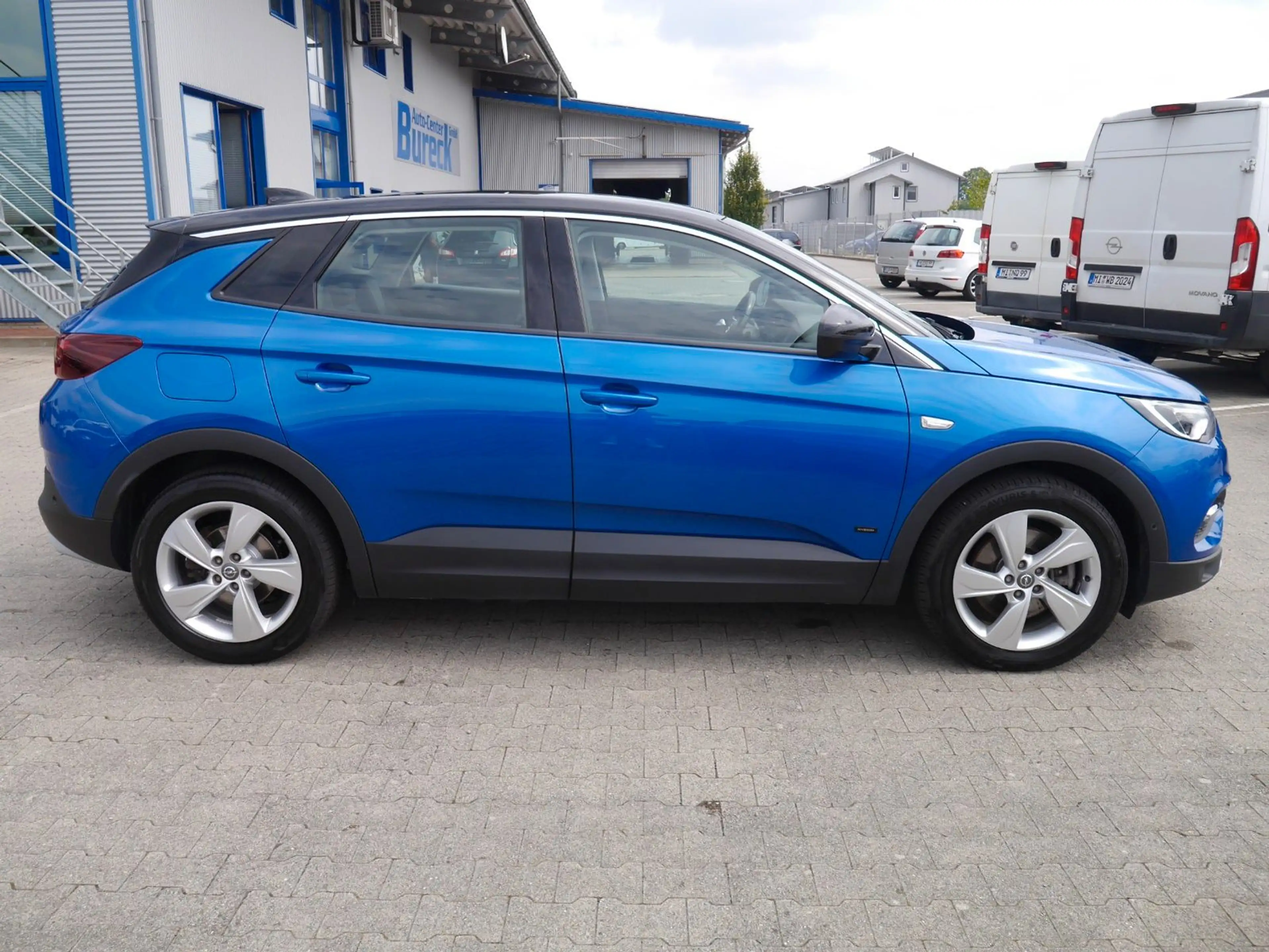 Opel Grandland X 225 LED/Navi/SHZ/Kamera/AHK — photo 13