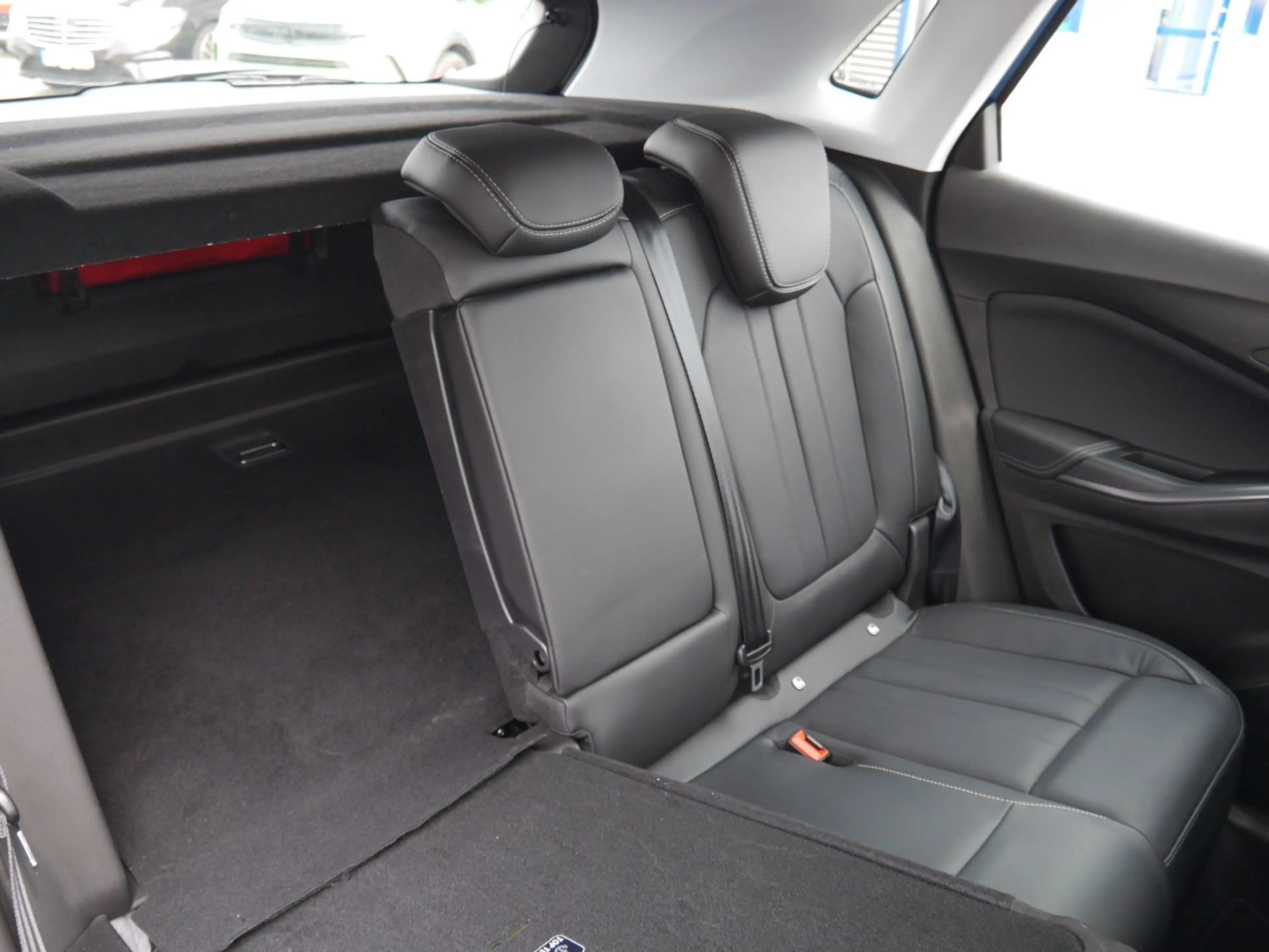 Opel Grandland X 225 LED/Navi/SHZ/Kamera/AHK — photo 10