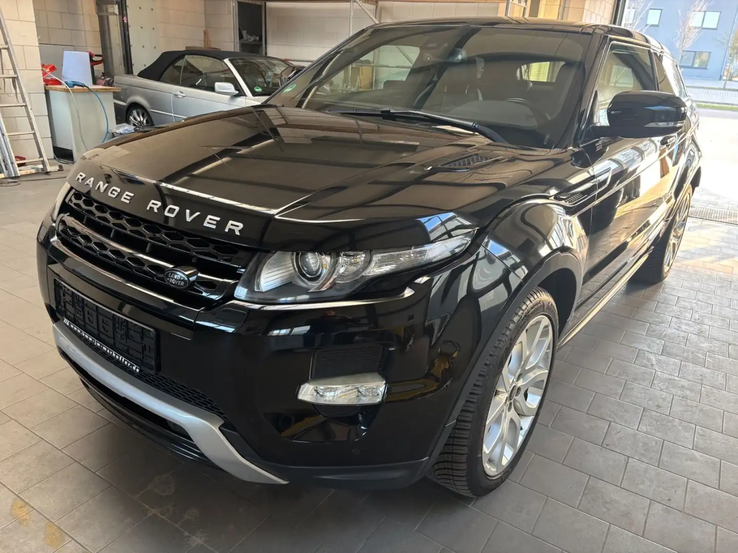 Land Rover Range Rover Evoque Dynamic 3 türer Schwarz - 1
