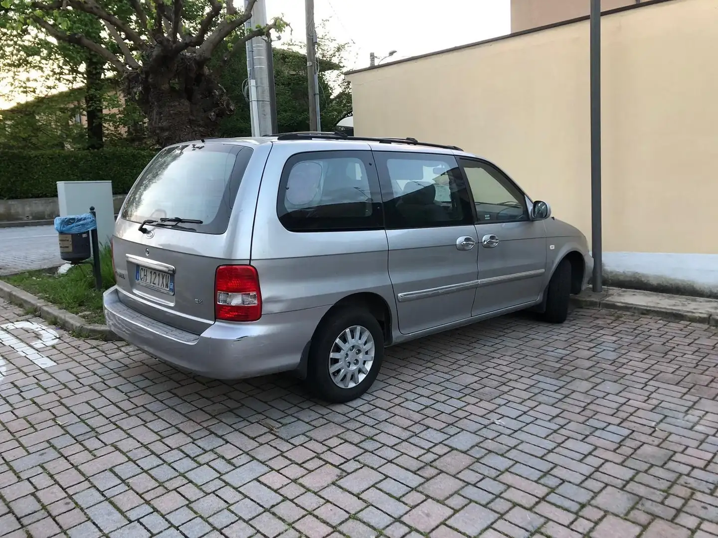 Kia Carnival 2.9 crdi (hpdi) 16v Class (ex comfort) Gris - 1