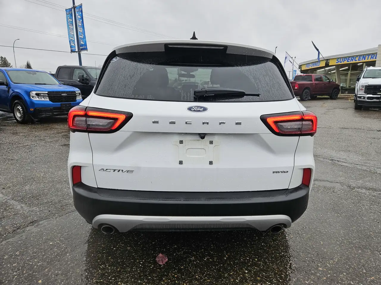 Ford Escape снимка Ford Escape
