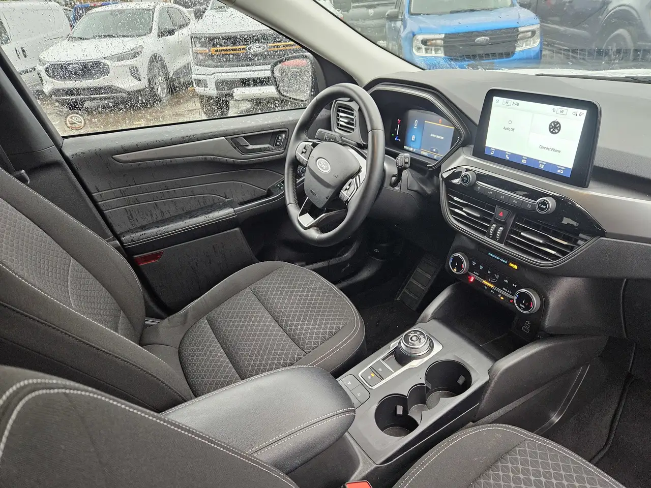 Ford Escape снимка Ford Escape