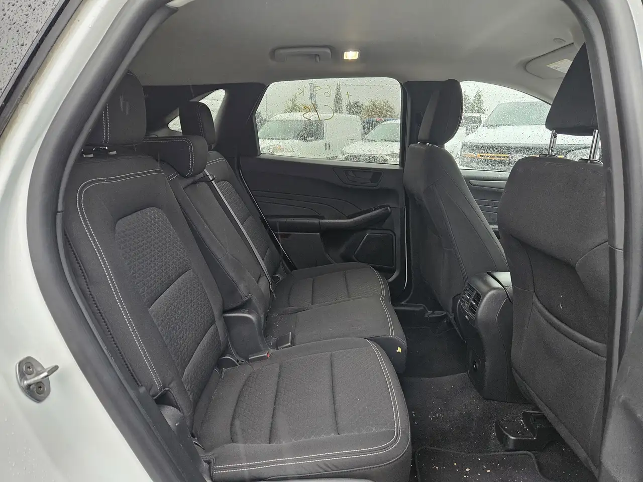 Ford Escape снимка Ford Escape