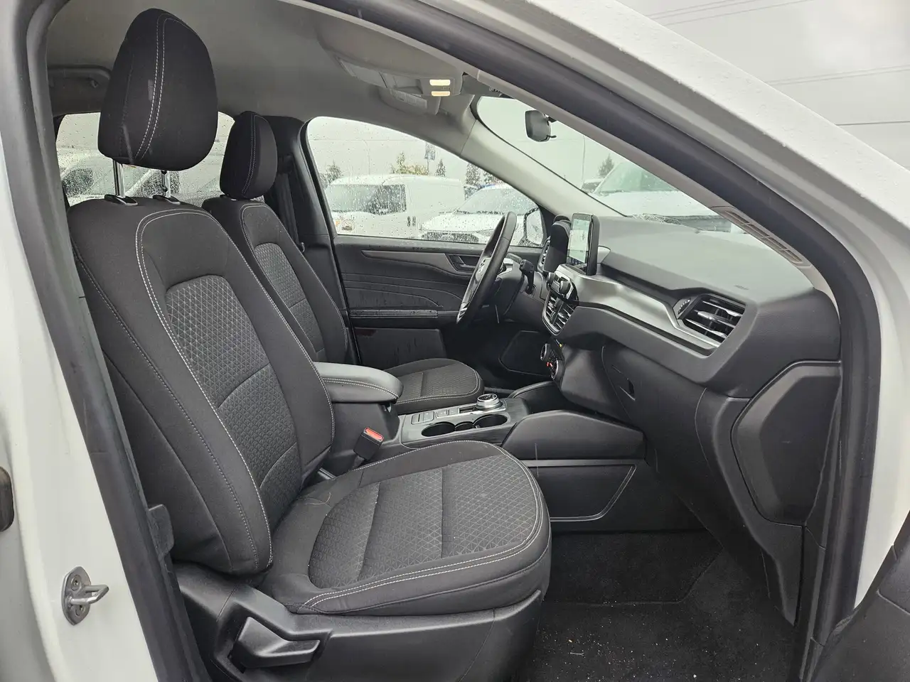 Ford Escape снимка Ford Escape