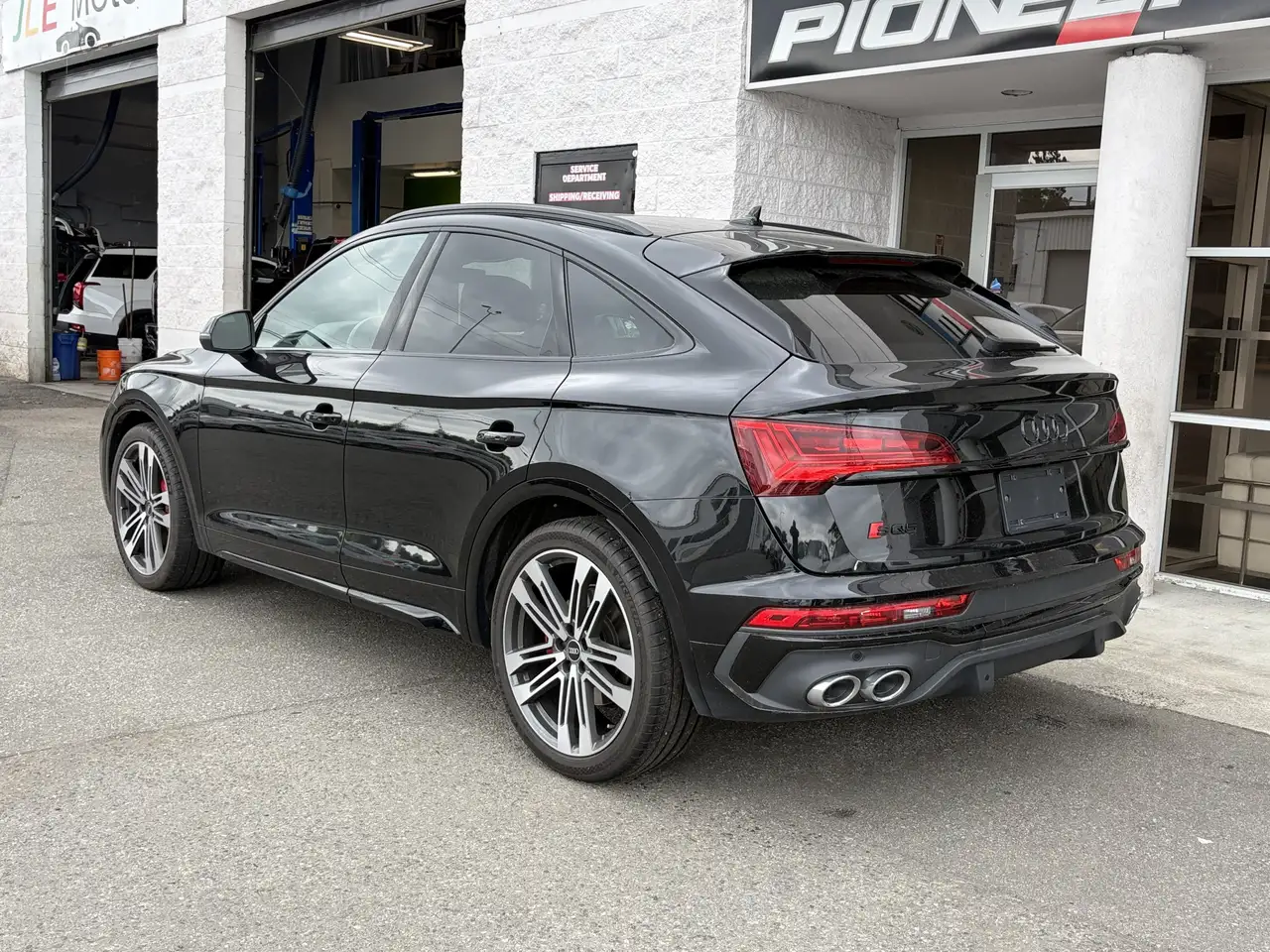 Audi SQ5 снимка Audi SQ5