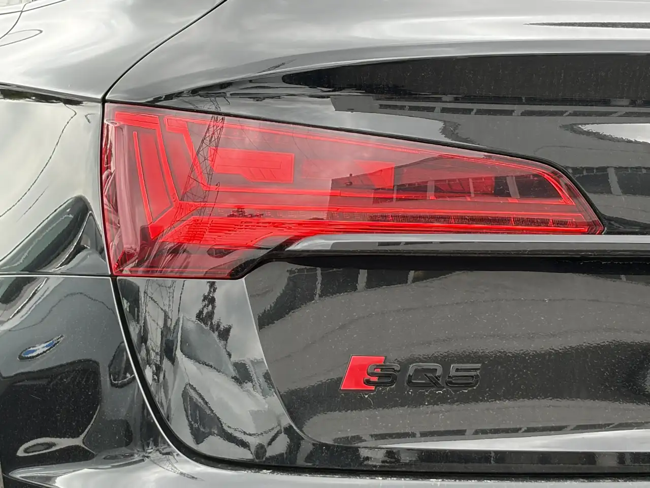 Audi SQ5 снимка Audi SQ5