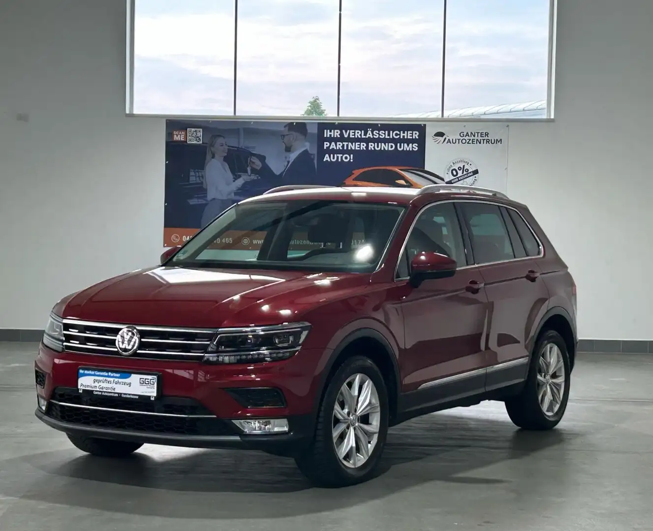 Volkswagen Tiguan Highline 2.0 TDI 4Motion AHK+NAVI+Ergo Rot - 1