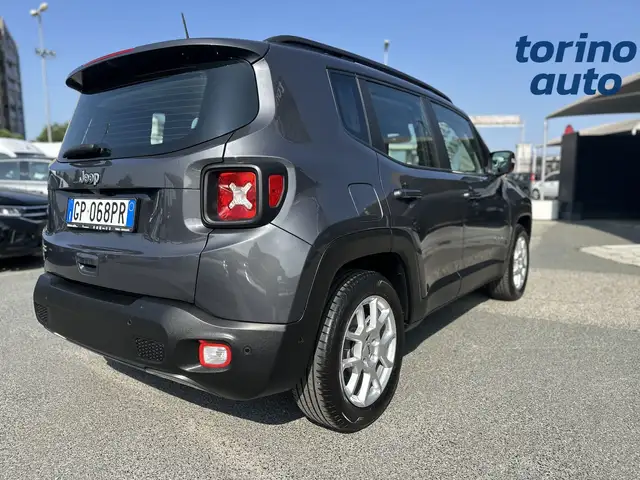 Jeep Renegade view 7