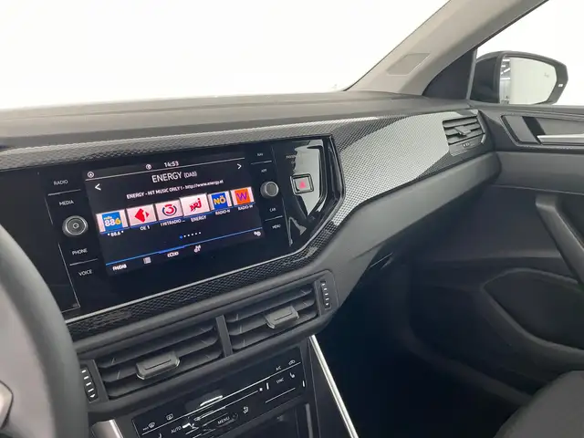 Volkswagen Polo view 8