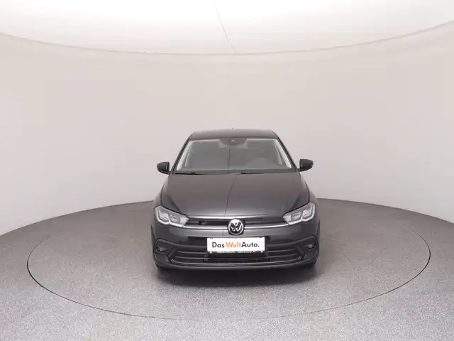 Volkswagen Polo view 3
