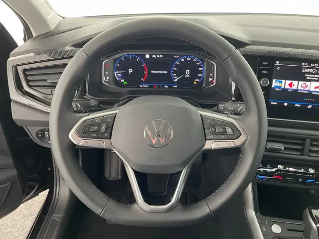 Volkswagen Polo view 12