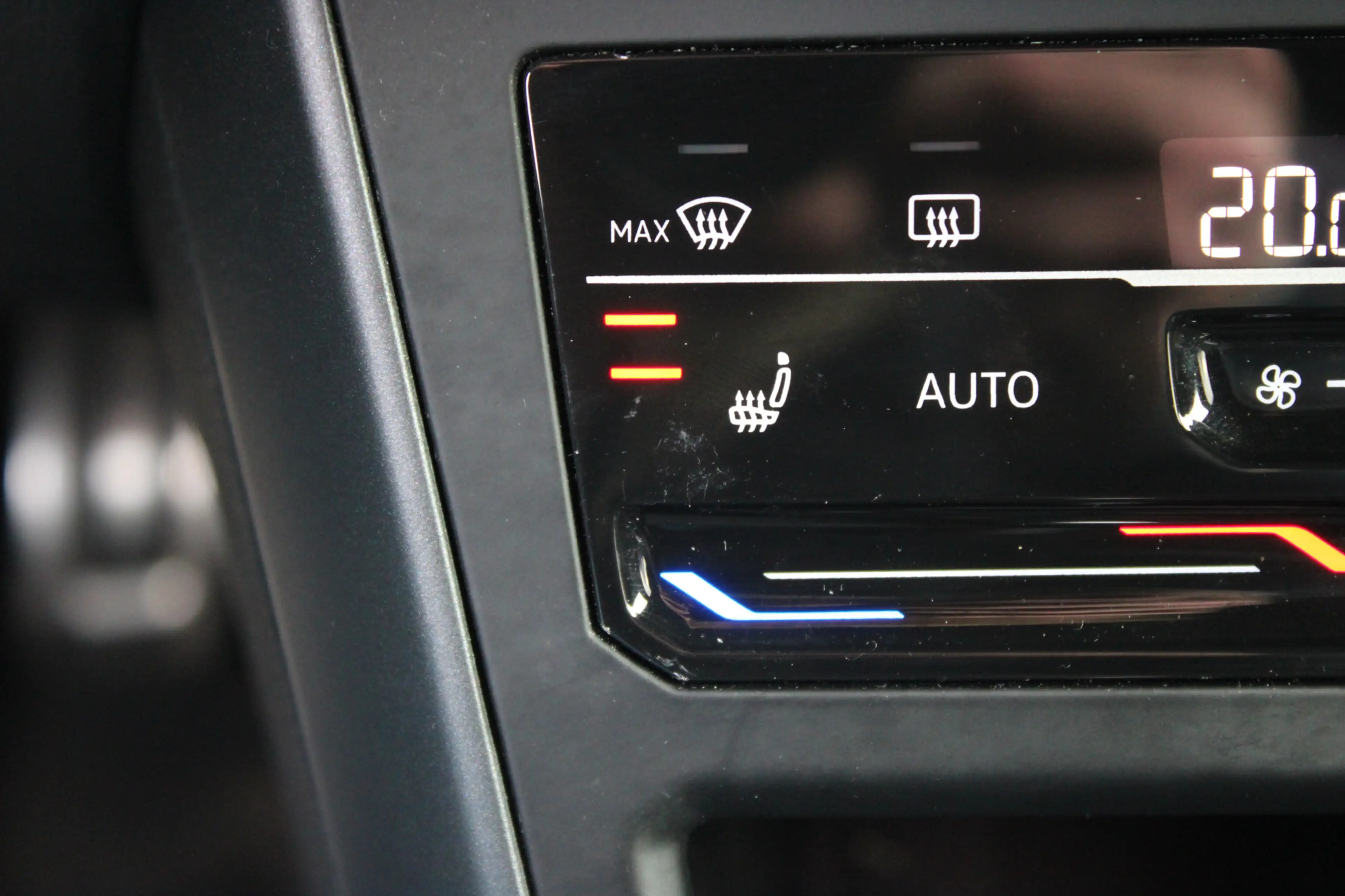 Volkswagen Polo 1.0 TSI R-Line Business — photo 14