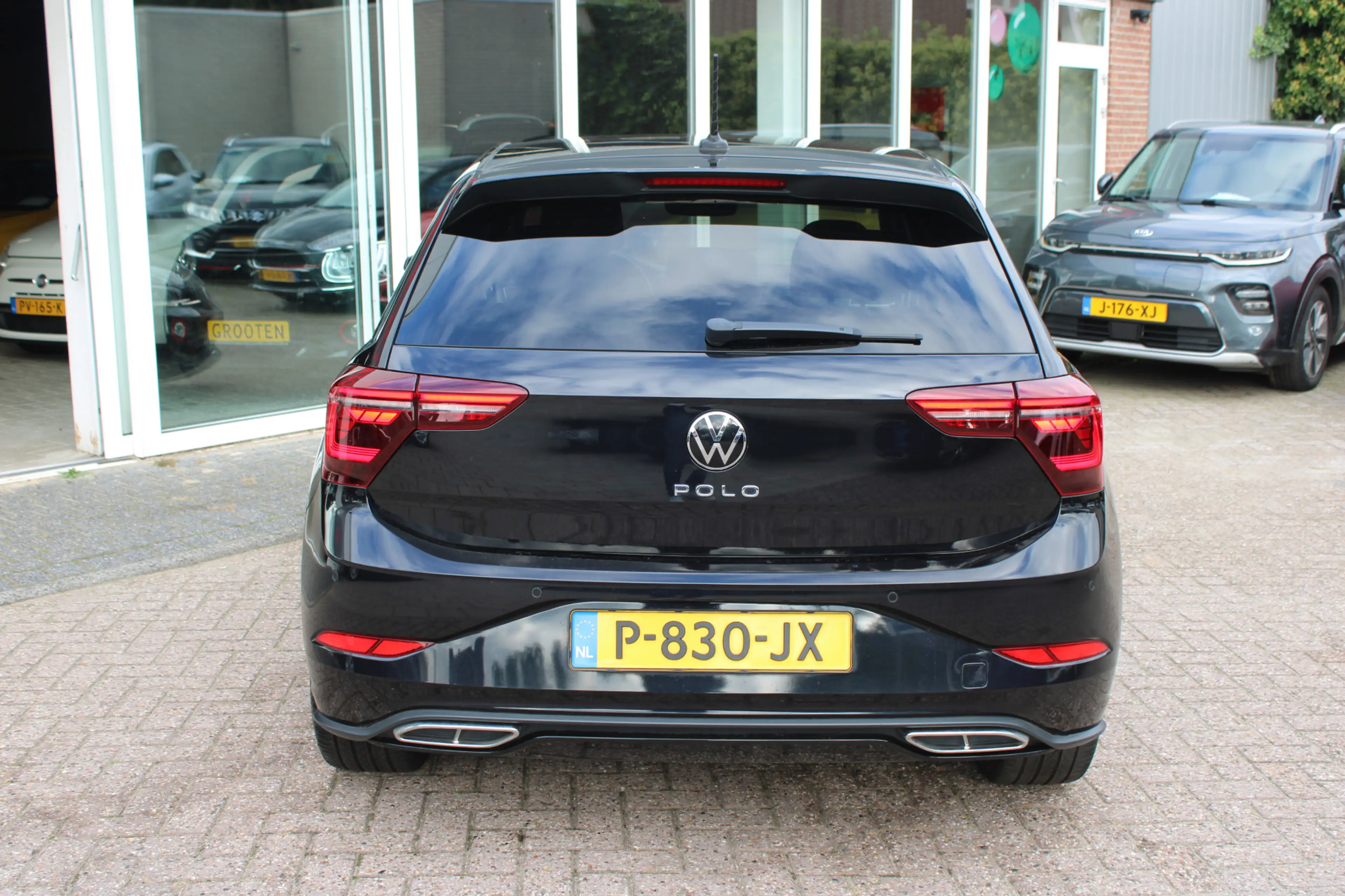 Volkswagen Polo 1.0 TSI R-Line Business — photo 28
