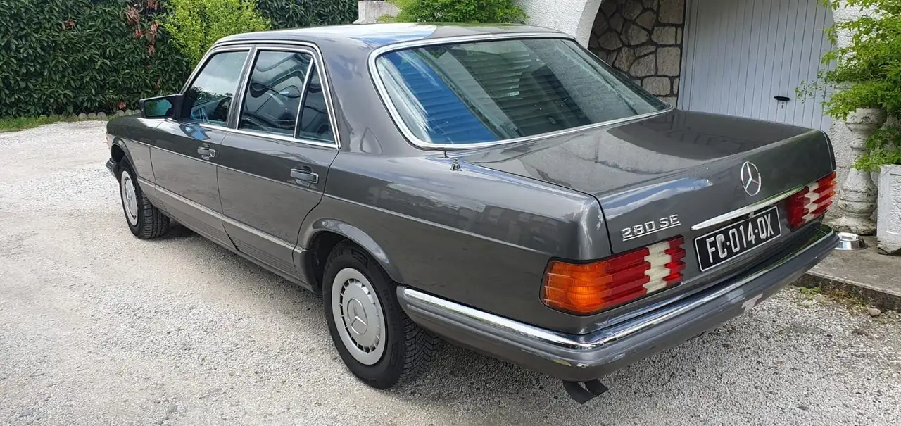 Mercedes-Benz 280 SE W126 sans corrosion Historique depuis son debut, foto 5