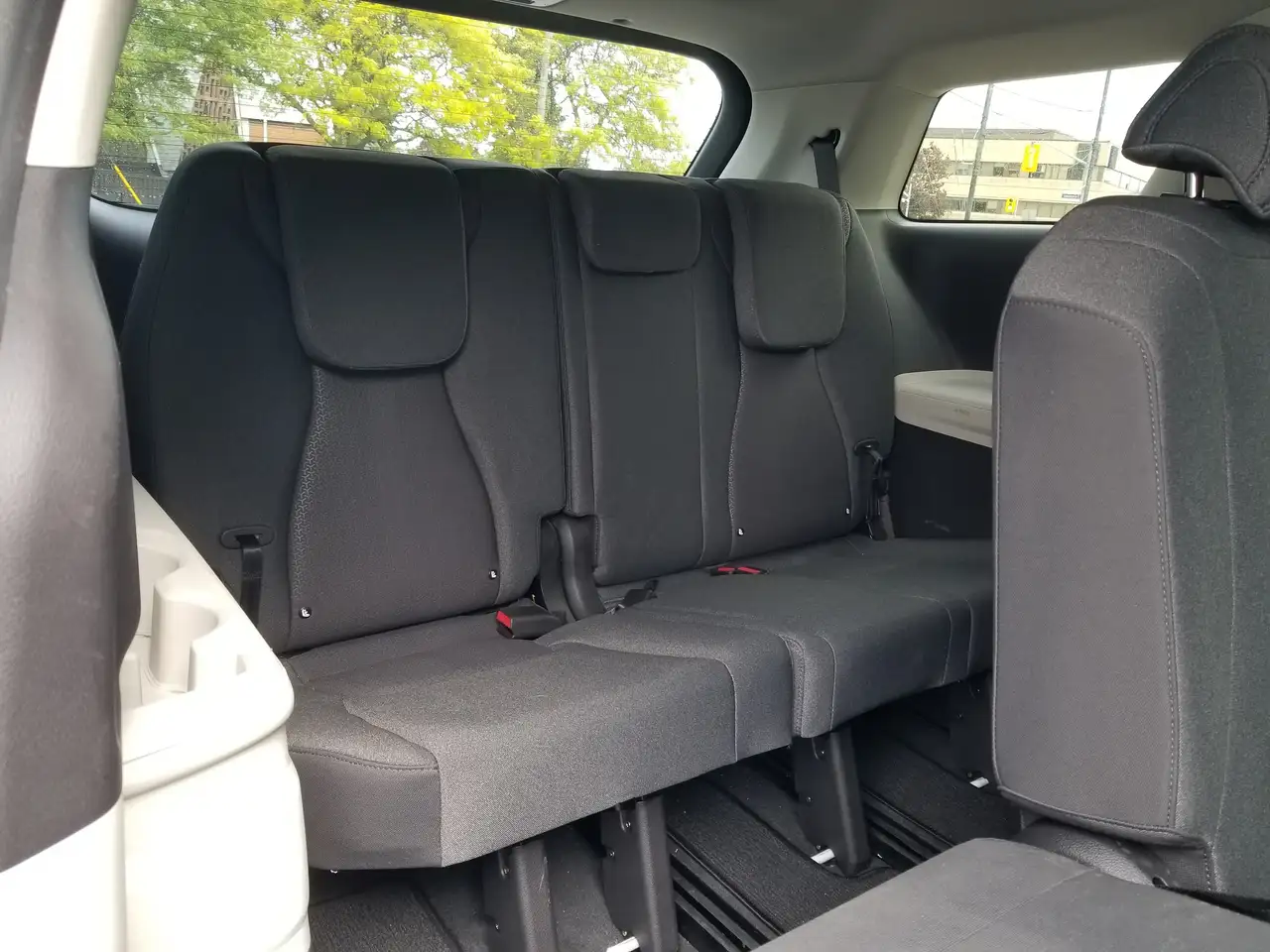 Kia Carnival photo Kia Carnival