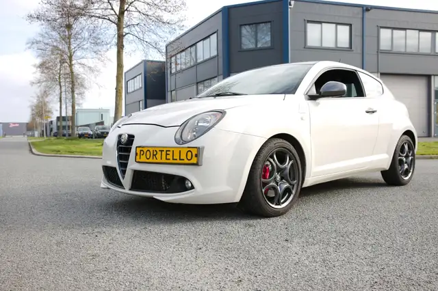 Alfa Romeo MiTo 1.4 T Quadrifoglio Verde