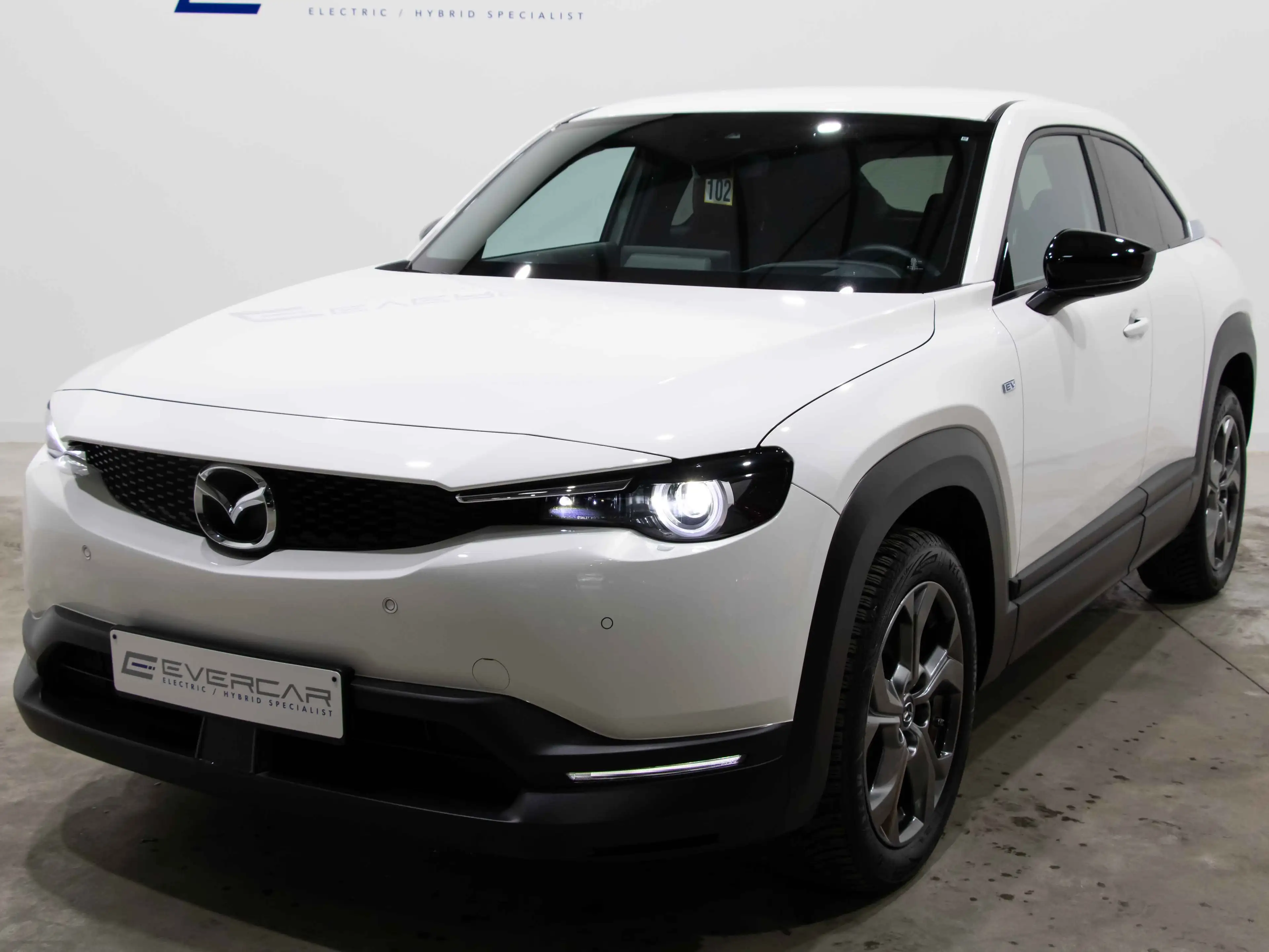 Mazda MX-30 36 kWh e-SKYACTIV ***HEATED SEATS & STEERING***