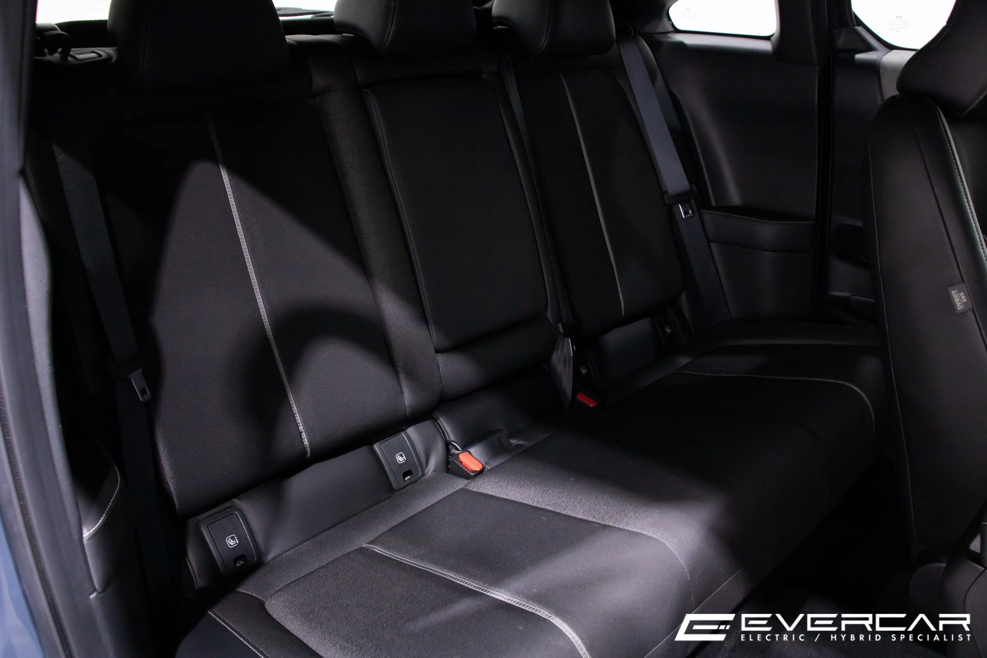 Mazda MX-30 36 kWh e-SKYACTIV ***HEATED SEATS & STEERING*** — photo 13